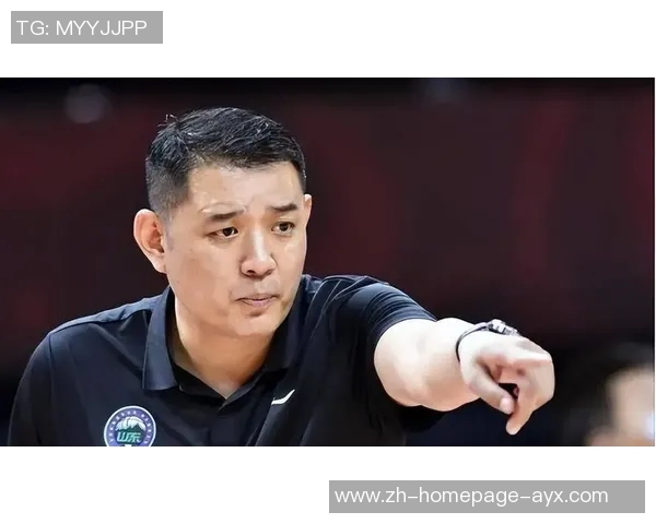 巴特尔盛赞巩晓彬为篮球史上最帅球员展现高情商魅力